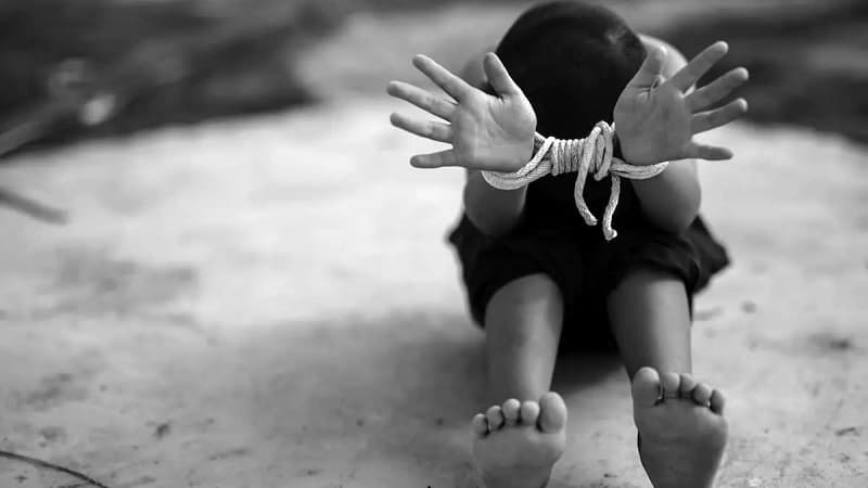 دولت سوئد متهم به قاچاق کودکان شد